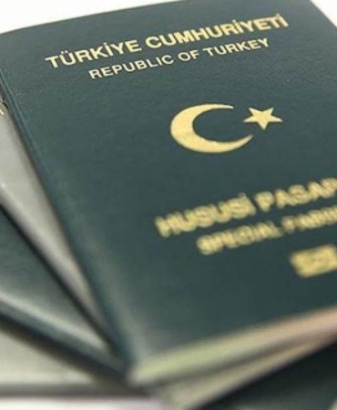 bir-meslek-grubuna-daha-yesil-pasaport-geliyor-NlnNirYE.jpg