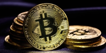 bitcoin-kritik-esigi-asti-gozler-abddeki-kripto-duzenlemesinde-Y4XHjgzK.jpg