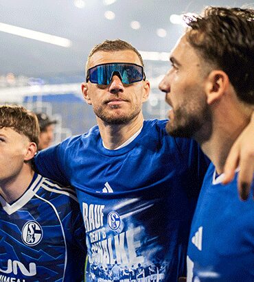 bosna-hersekin-dunya-kupasi-kadrosu-aciklandi-dzeko-yine-kadroda-yer-aldi-C6Wn5MQa.jpg
