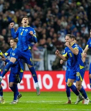 bosna-hersekin-dunya-kupasi-kadrosu-aciklandi-tanidik-isimler-oynayacak-SgxkpY5a.jpg