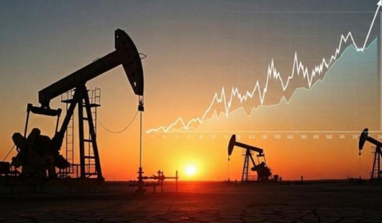 brent-petrolun-varili-10039-dolardan-islem-goruyor-PaA2hOJR.jpg