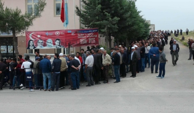 bu-kadar-mi-dardasiniz-UnFwmhvc.jpg