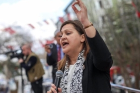 burcu-koksal-akpye-katilacagi-tarihi-acikladi-28AOs7Yw.jpg