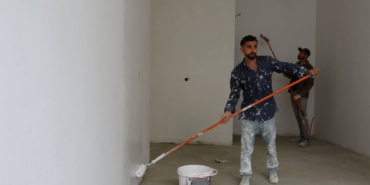 burdurda-1-mayista-insaatta-calisan-isciler-konustu-gunluk-kazanip-gunluk-yiyoruz-OYr77Qr3.jpg