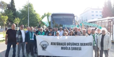 bursada-pankart-krizi-ataturk-ismine-stat-kapisi-kapandi-hKC8U9GV.jpg