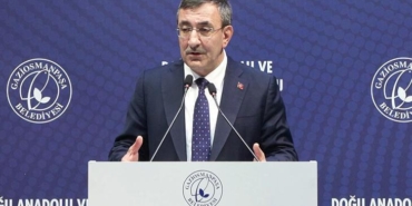 cumhurbaskani-yardimcisi-yilmaz-turkiye-cumhuriyetini-catismalardan-atesten-uzak-tutuyoruz-FLgJu7x7.jpg