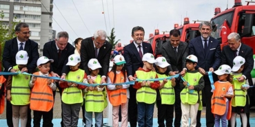 cumhuriyet-tarihinin-en-buyuk-filosu-sahaya-iniyor-bakan-yumaklidan-yesil-vatan-mesaji-sjNyfKgn.jpg