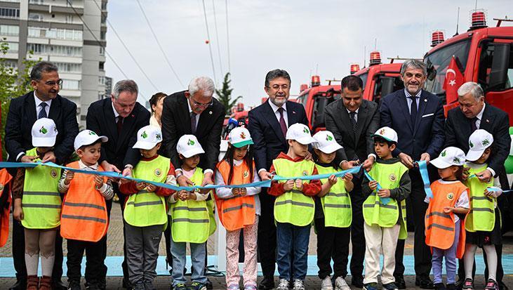 cumhuriyet-tarihinin-en-buyuk-filosu-sahaya-iniyor-bakan-yumaklidan-yesil-vatan-mesaji-sjNyfKgn.jpg