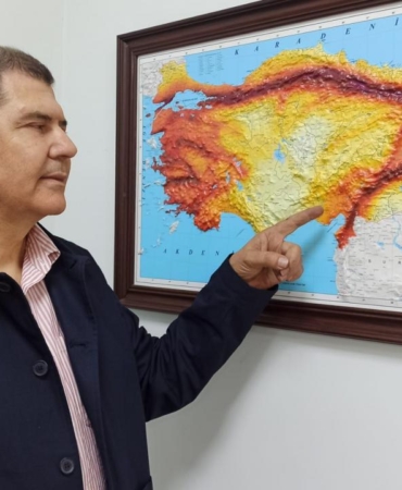deprem-uzmani-over-acikladi-7-ve-uzeri-buyuklukte-bir-deprem-beklentisi-dogru-degil-UnR3KVCi.jpg