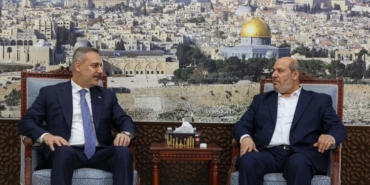 disisleri-bakani-hakan-fidandan-hamas-siyasi-buro-uyesi-hayyeye-taziye-ziyareti-5yf3YE5k.jpg