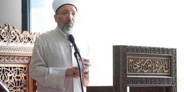 diyanet-isleri-baskani-arpagustan-pariste-dijital-cag-uyarisi-Dugg1CCx.jpg