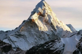 dunyanin-en-yuksek-dagi-everest-degilmis-yillardir-yanlis-biliniyormus-fcMYnrzz.jpg
