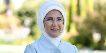 emine-erdogandan-anlamli-1-mayis-paylasimi-ulkemizin-ilerlemesinde-en-buyuk-pay-onlarin-HDQIkxFT.jpg