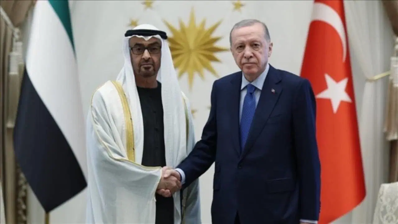 erdogan-bae-devlet-baskani-ile-gorustu-QxuMDkSt.jpg