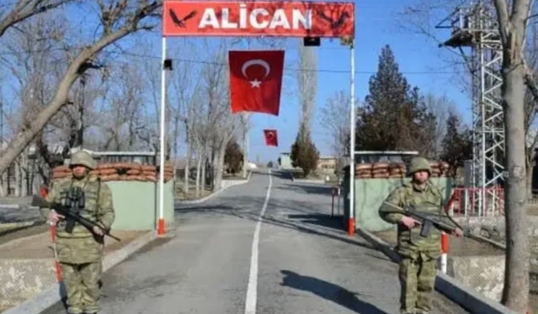 eski-komsu-33-yil-sonra-geri-geliyor-5ptiOZZW.jpg