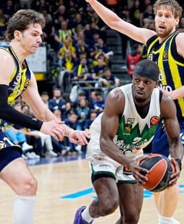 fenerbahce-beko-kaybetti-seri-2-1e-geldi-3PWwABZG.jpg
