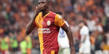 galatasarayda-osimhenden-dikkat-ceken-sozler-fenerbahce-maci-en-iyisiydi-wRIGP1EE.jpg