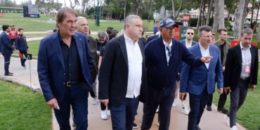 genclik-ve-spor-bakani-osman-askin-bak-turkish-airlines-open-2026-golf-turnuvasi-odul-56j5MPf9.jpg