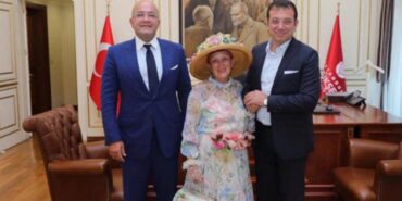 imamoglundan-huseyin-gun-cikisi-benim-bir-onlarin-bir-suru-fotografi-var-QDHBgfO8.jpg