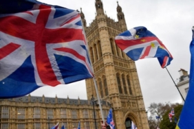ingilterede-yerel-secimlerin-ilk-sonuclarinda-asiri-sagci-reform-uk-partisi-one-cikti-6rCzFwLn.jpg