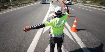 istanbul-emniyeti-duyurdu-bakirkoyde-birtakim-yollar-yarin-trafige-kapatiliyor-86SOaAue.jpg