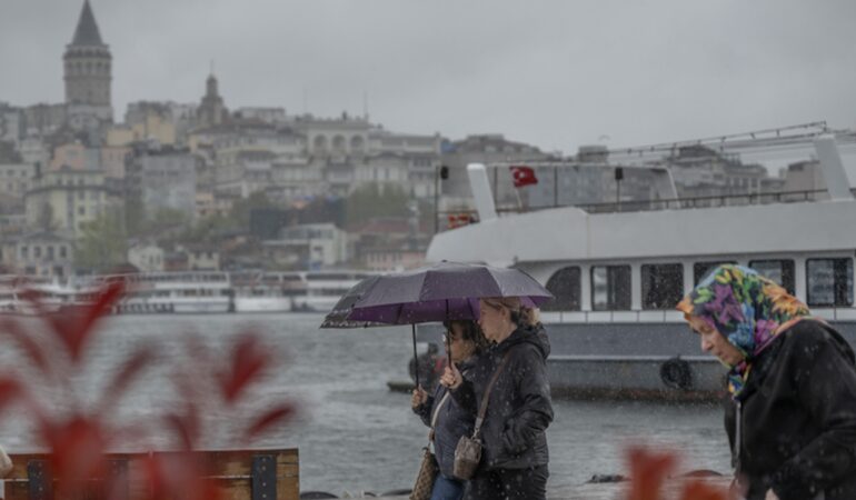 istanbul-icin-geri-sayim-basladi-hava-10-derece-birden-isinacak-g2a8fwzZ.jpg