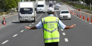 istanbulda-bugun-bazi-yollar-kapali-olacak-bu-saatlere-dikkat-B2aFlNz6.jpg