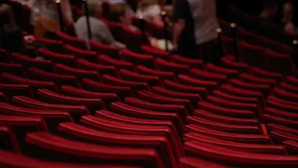 izmir-devlet-senfoni-orkestrasinin-19-mayis-konserinde-genc-yetenekler-sahne-alacak-W8eDkGJi.jpg