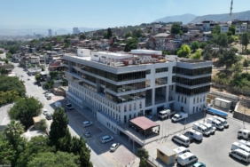 izmirde-operasyon-genisliyor-izbeton-ve-izdogada-3-tutuklama-yuSHF8Jl.jpg