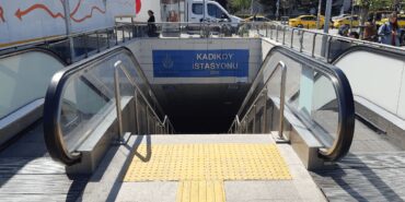 kadikoy-metrosuna-1-mayis-ayari-cVN9sUem.jpg