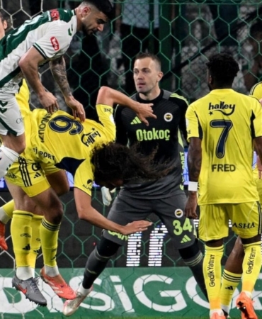 kafa-travmasi-gecirdi-fenerbahcede-korkutan-sakatlik-wkfS8ufj.jpg