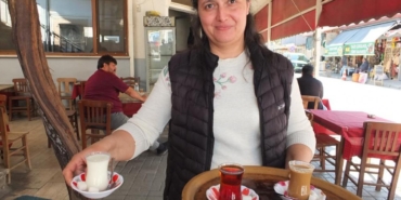 kahvehanelerde-cay-yerine-sut-iciliyor-P24Seu8p.jpg
