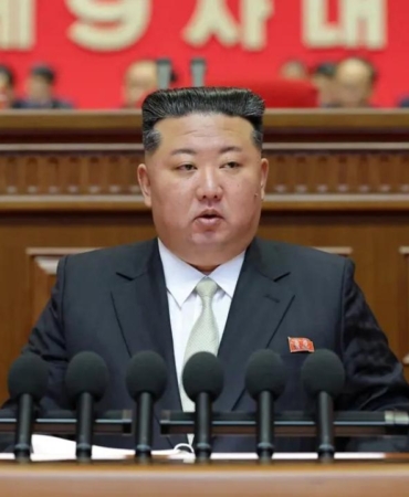 kuzey-kore-guney-koreyi-anayasadan-sildi-VZuMtYzH.jpg