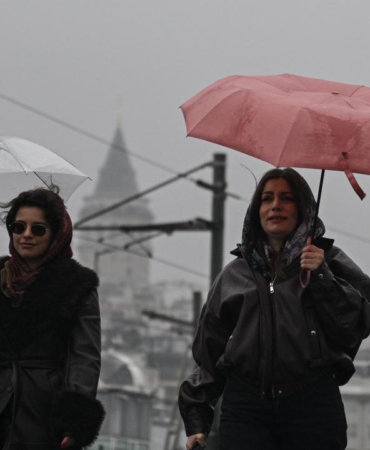 meteorolojiden-hafta-sonu-uyarisi-bahar-yagmurlari-geliyor-istanbul-ankara-izmir-RY1bbkRO.jpg