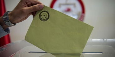 mini-secimde-buyuk-rekabet-binlerce-kisi-oy-kullanacak-QHIPVAQY.jpg