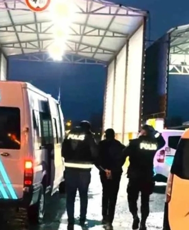 musta-8-sistemsiz-gocmen-yakalandi-2-kuskulu-tutuklandi-qQSKh66q.jpg