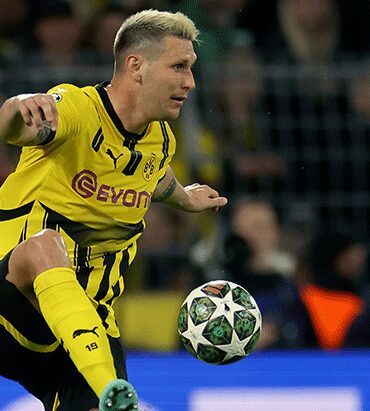 niklas-sule-30-yasinda-futbolu-birakma-karari-aldi-qiBsX5OP.jpg