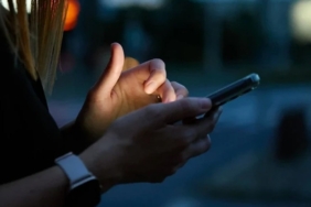 o-ulkede-tasinabilir-internete-kisitlama-beyaz-listedeki-siteler-de-dahil-sms-bile-gonderilemeyecek-wU9fm7YU.jpg