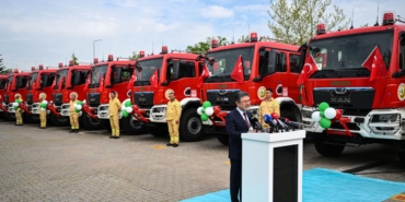 orman-yanginlariyla-mucadelede-yeni-araclar-gorev-yerlerine-ugurlandi-AOCaOzCp.jpg