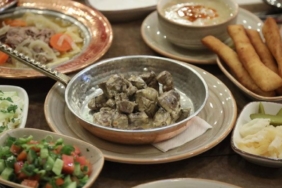 orta-asyadan-anadoluya-lezzet-yolculugu-turan-yemekleri-gunune-yogun-ilgi-XuTepPNO.jpg