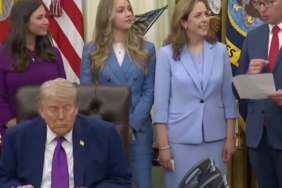 oval-ofiste-dalgin-anlar-trump-kameralar-onunde-uyukladi-n9RXhnyp.jpg