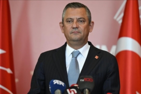 ozgur-ozel-saha-expo-2026da-dikkat-ceken-james-cook-diyalogu-ankarada-3zc4DQrR.jpg