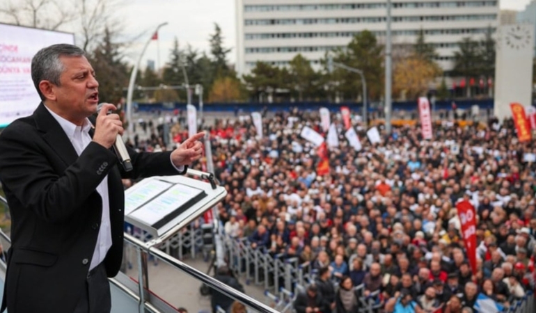 ozgur-ozelden-erdogana-trumptan-korkma-allahtan-kork-FhzRCf26.jpg