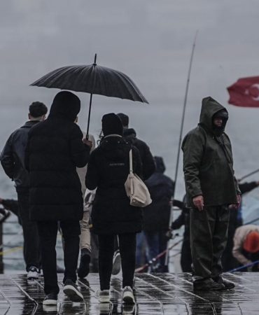 pazar-plani-olanlar-dikkat-meteoroloji-saat-verdi-istanbul-dahil-bircok-ilde-yagis-var-iDJGfYNt.jpg