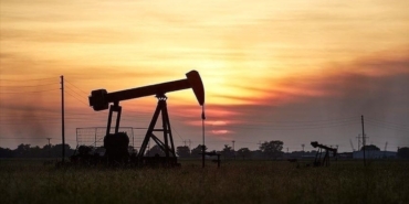 petrol-fiyatlari-114-dolara-tirmandi-fRKaHcYb.jpg