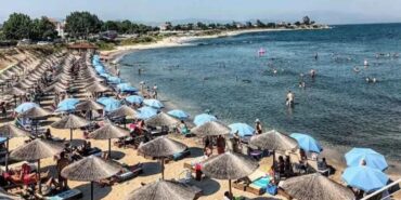 plajlarda-sezlong-ve-semsiye-yasaklandi-lCgwhqyz.jpg