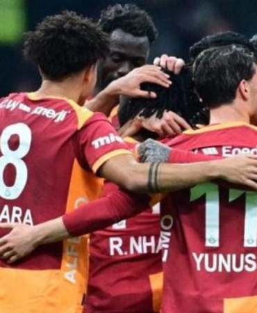 rams-parkta-sampiyonluk-maci-galatasaray-antalyaspor-muhtemel-11ler-pagnnIyf.jpg