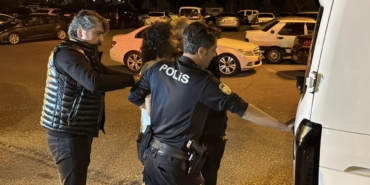saglik-ekipleri-kavga-eden-kardesler-tarafindan-balkona-kilitlendi-I8q2OW4C.jpg