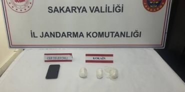 sakaryada-uyusturucu-sebekesine-dev-darbe-1-milyon-liralik-kokain-ele-gecirildi-wx8mxF7l.jpg