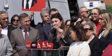 savas-ilani-cikisi-aykut-erdogdunun-esi-tuba-torun-erdogdu-hakkinda-inceleme-AIMrTLsV.jpg